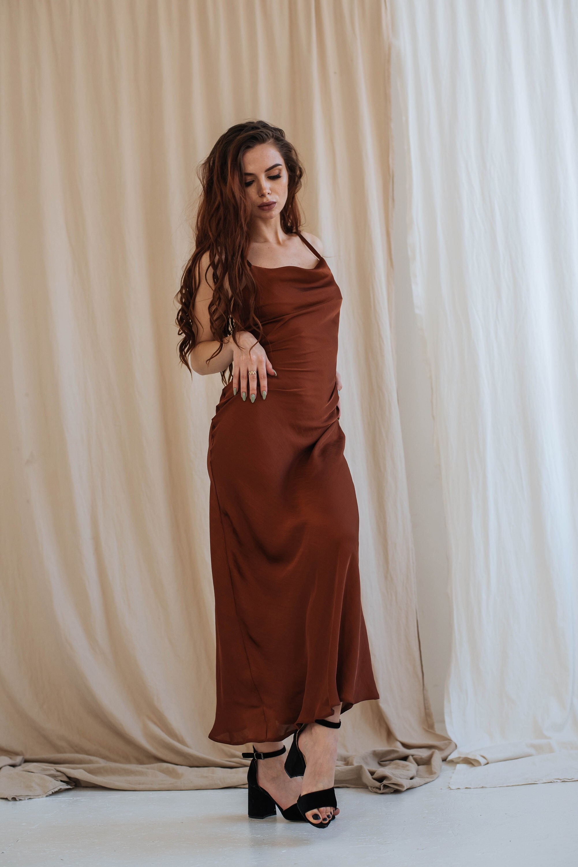 flowy gold dress Bridesmay Cocktail Dresses for Women 2024 Wedding Guest Midi with Size:Size 3 price_cn Simple Halter Royal Blue