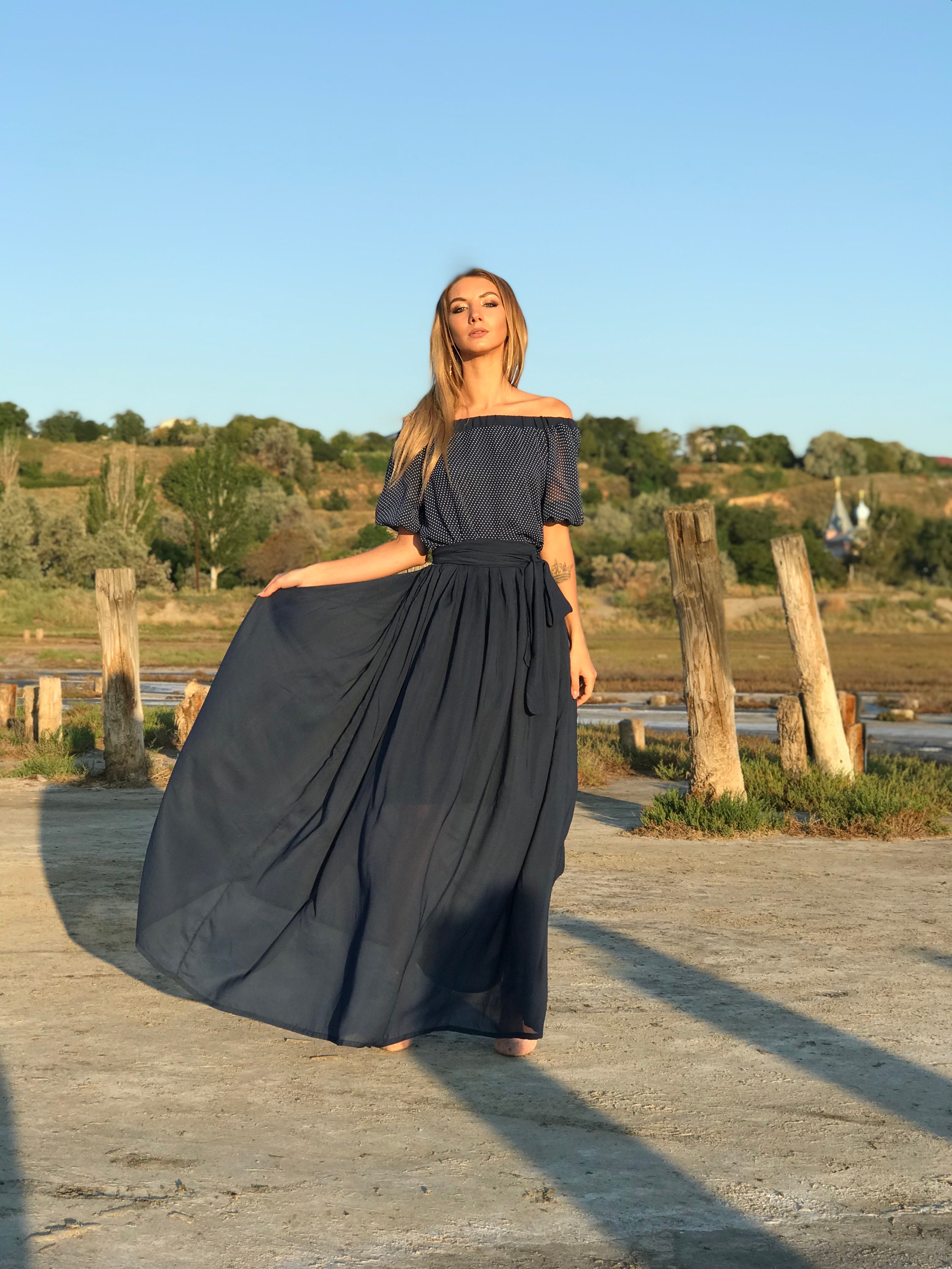 Off shoulder chiffon long maxi dress Off shoulder chiffon long maxi dress