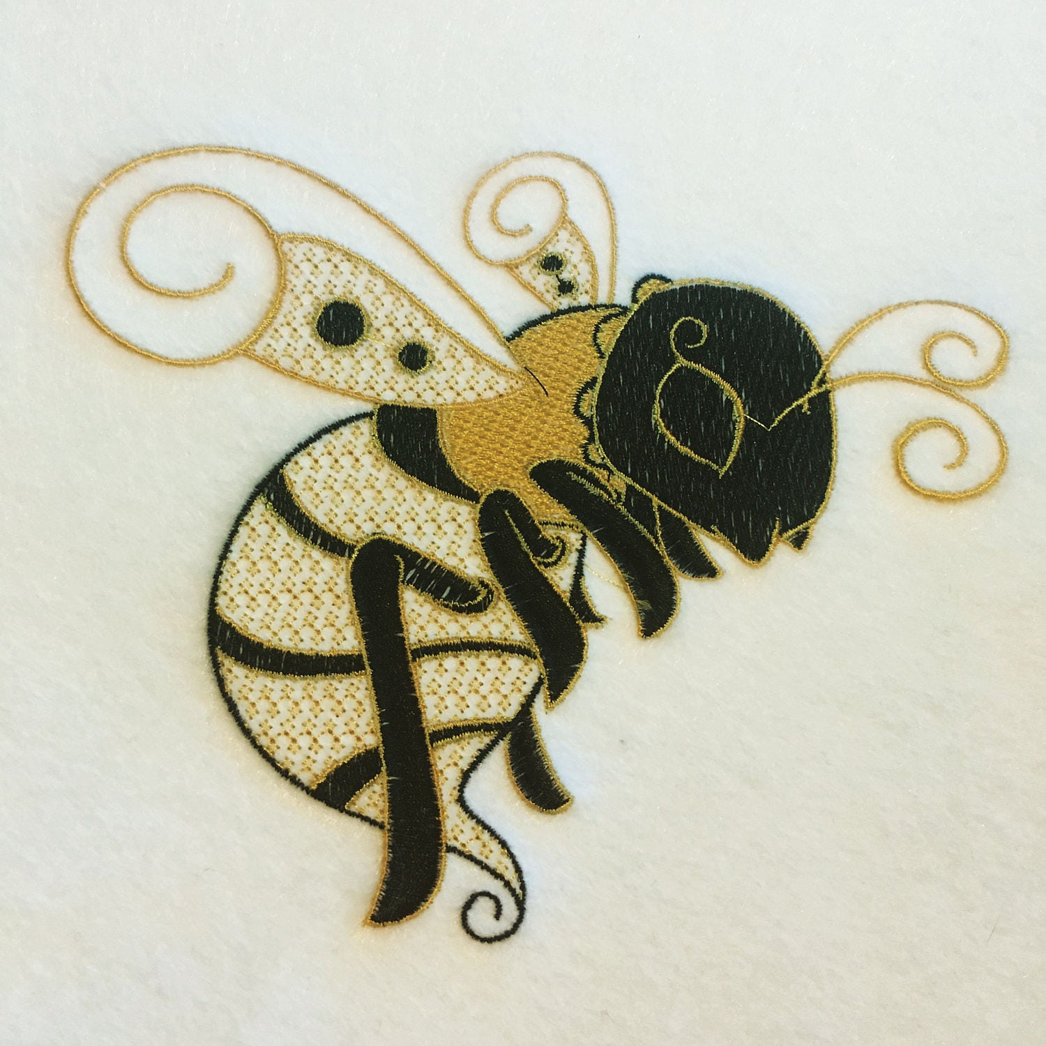 Machine Embroidery Design - Ornamental Bumble Bee - Etsy