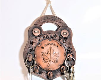 Key hook.Ceramic Key Holder. Key Holders.Canada.Elk.Wall decor.Lock.