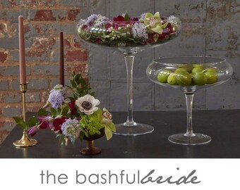 Glass champagne vase, table centerpiece, glass decor, wedding centerpiece, classic wedding, elegant wedding, minimalist vase