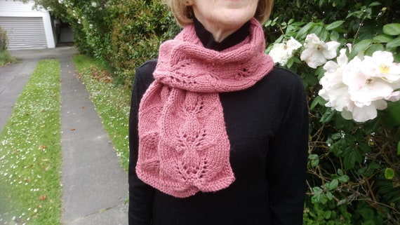 Scarf Lace Knit Rose Colour Chunky 100% Wool 178cm long