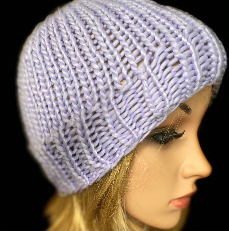 Unisex lavender beanie.