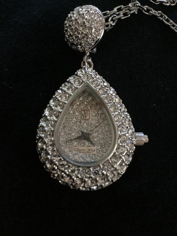 Vintage Victoria Wieck Pendant Watch Necklace - image 5