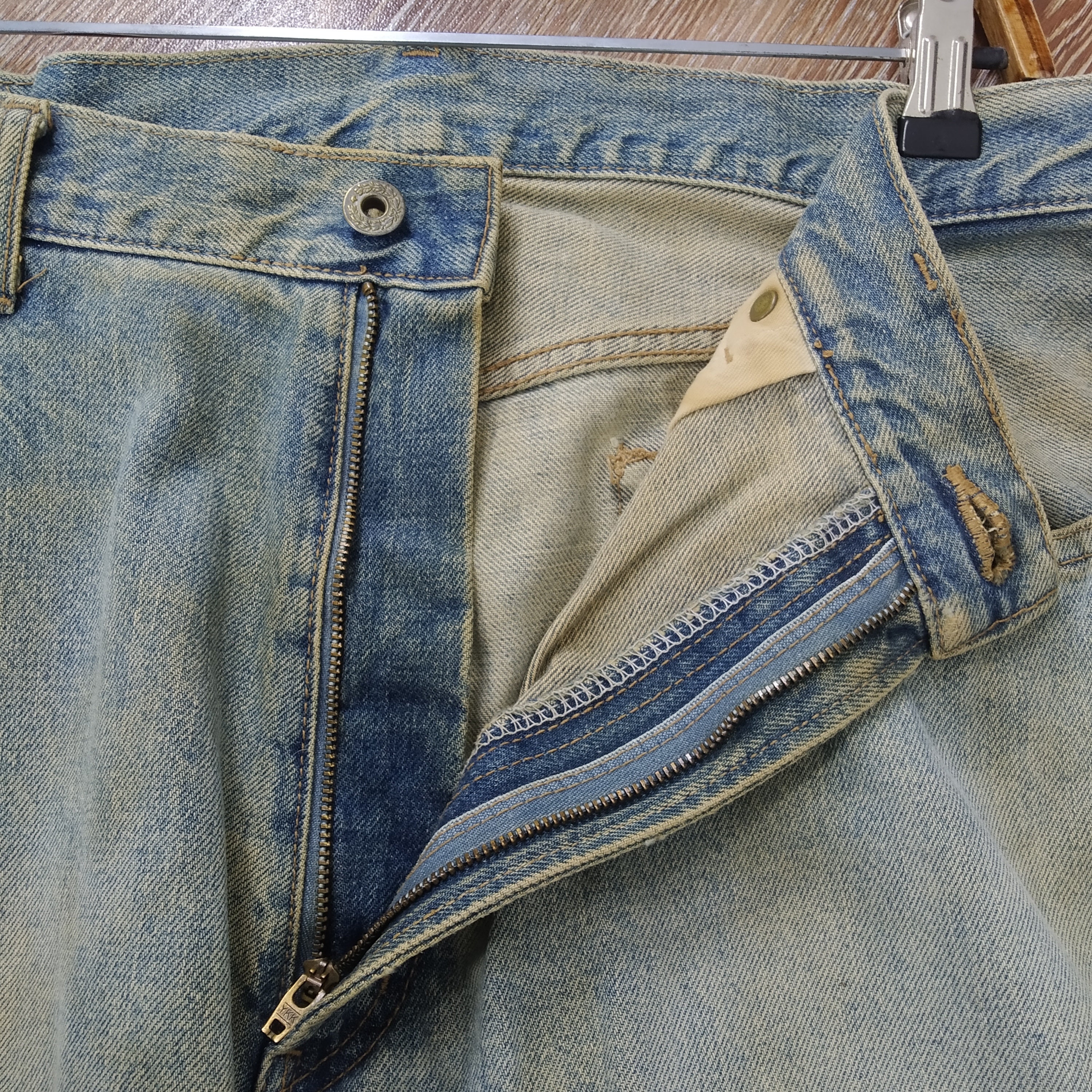 Vintage 90s Distressed Dirty Denim Jeans Ripped Jeans Grunge Vintage 90s Distressed Dirty Denim Jeans Ripped Jeans Grunge