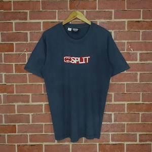 Sällsynt!! Split Logo Skateboard Snygg Design Split T-shirt Storlek L