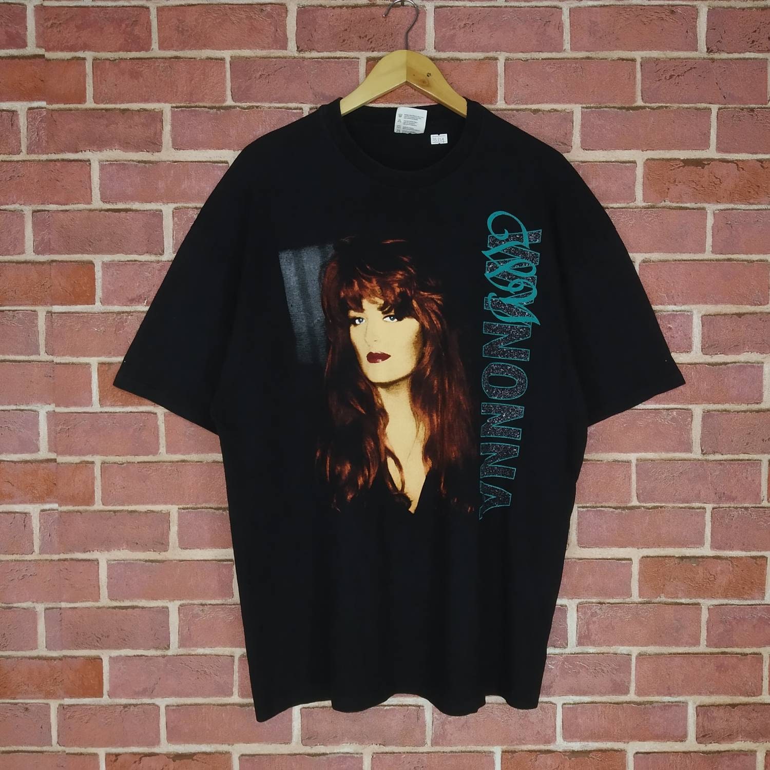 ワイノナ　半袖カットソー　90sビンテージ　グッドフェード　XLサイズ ワイノナ 半袖カットソー 90sビンテージ グッドフェード XL