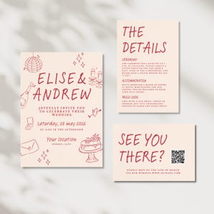 Può includere: Un set di partecipazioni di nozze su carta rosa chiaro con testo e illustrazioni a linee in rosso scuro. Il set include un invito principale per Elise & Andrew, un cartoncino con i dettagli e una scheda RSVP con QR code e il testo See You There.