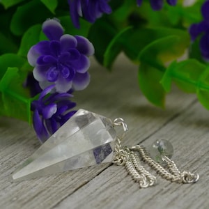 Clear Quartz Crystal Pendulum Dowsing Healing image 2