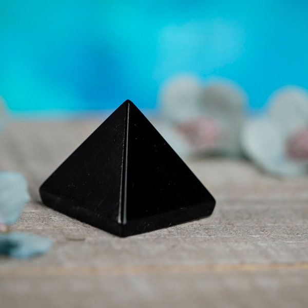 Obsidian crystal pyramid