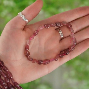 Strawberry Quartz Tumbled Stone Bracelet