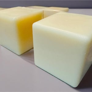Zero waste Lemon Green Tea Dish Soap Bar - Made with Natural Ingredients