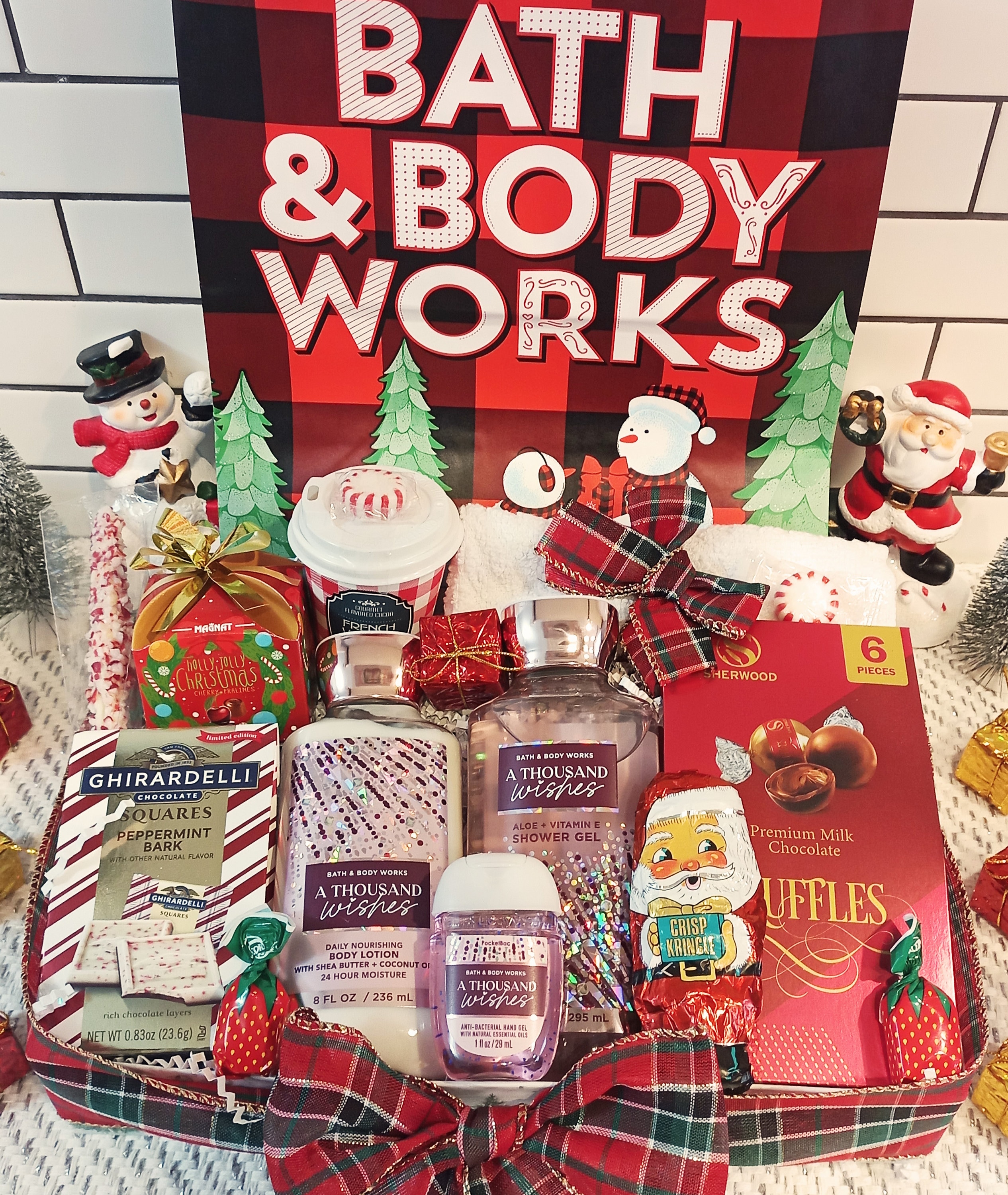 Bath and Body Works Gift Set - 60+ Gift Ideas for 2025