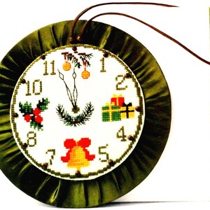 Christmas Ornament Clock Winter Fireplace Holiday Decor - Etsy