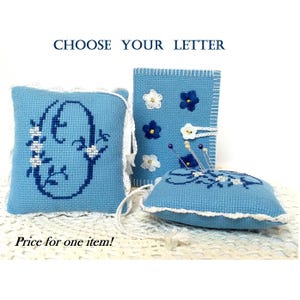 Personalized handmade pincoushin Needle case Sewing accessories Needle pillows Nana gift Quilter gifts Felt needle book Monogram embroidery