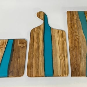 Olive Wood Epoxy River Serving Board with Handle, Olive Wood Cutting Board with River, Resin Charcuterie Board, Handmade Olive Wood