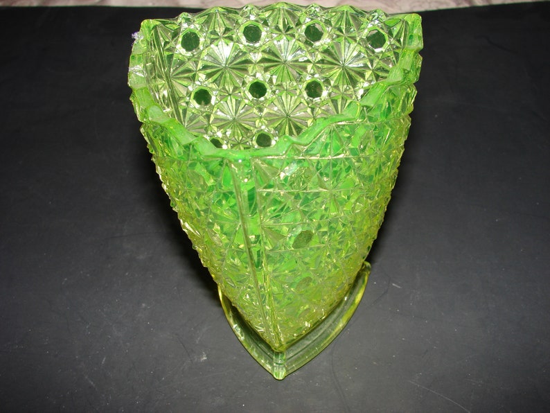 Antique vaseline glass daisy & button celery Etsy