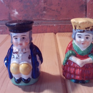 King and Queen Salt and Pepper Shakers, Vintage Salt and Pepper, Salt and Pepper Collectors