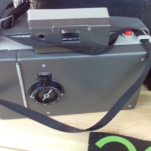 Vintage Polaroid Model 330 Land Camera, Polaroid Vintage Camera, Vintage Photography, Camera Collector image 3