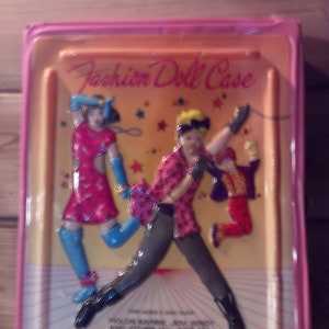 Vintage 3D Fashion Doll Case, Vintage Barbie Case, Tara Toy Corp No 10150 Pink Case, Vintage Toy, Vintage Doll Accessory, Barbie Case