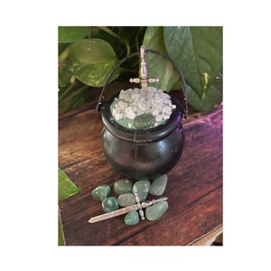 Excalibur Sword in the Stone Aventurine Cauldron Bath Bomb