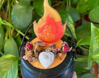 A Heart’s A Heavy Burden Howlite Stone cauldron bath potion