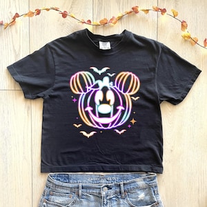 boxy cropped comfort colors neon disney pumpkin halloween disney shirt - boxy crop top - disney halloween neon - womens mouse boxy shirt