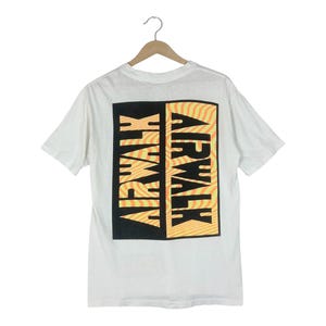 Vintage 90s OG Airwalk Back Print T-Shirt – Skateboarding Streetwear / Single Stitch / Sof Tee USA – Size M