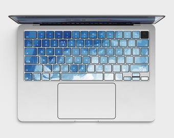 かわいいピンクの蝶ネクタイデザインのキーボードカバー（MacBook Pro