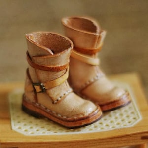 Handmade Leather Ankle Boots: Equestrian Style for OB24/OB22/Azone Dolls