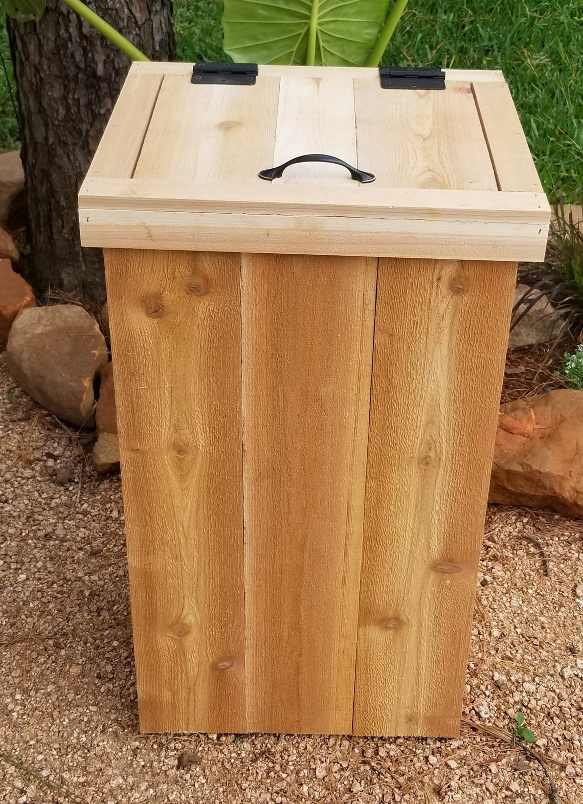 Large Rustic Farmhouse Style Cedar Trash Can Storage Bin Pet Etsy