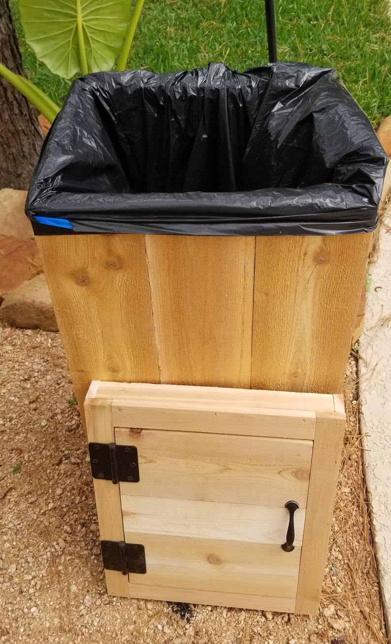 Large Rustic Farmhouse Style Cedar Trash Can Storage Bin Pet Etsy
