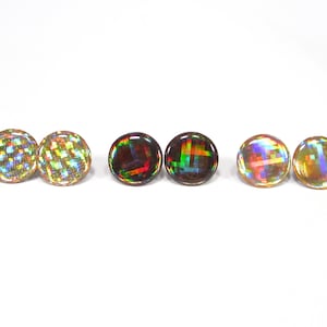 Fantastici orecchini con ologramma rotondi funky anni &#39;80 2 cm orecchini glitter di DZ Company New York