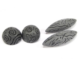 Ear clip set 2 pairs Large gray vintage earclips pointed oval navette round matt gray synthetic resin original SoHo 1993 made in cologne