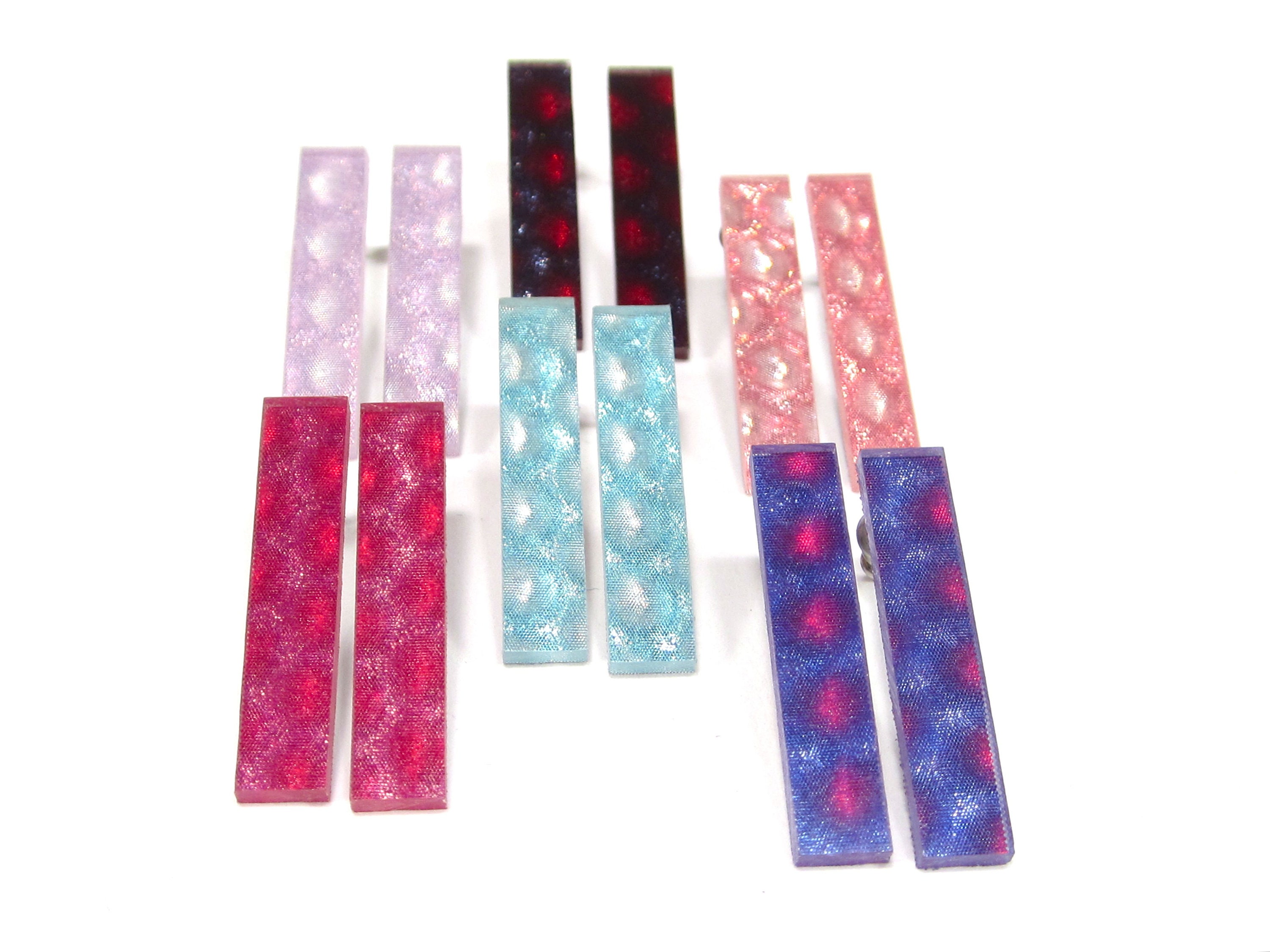Hologram Studs Stripes 80s 31x6 Mm the DZ Company New York