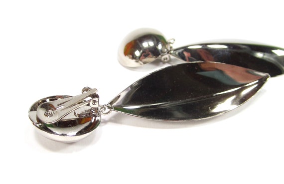 Boucles D'oreilles Modernistes Space Age Vintage Années 1970 – Argenté Acier – Clips