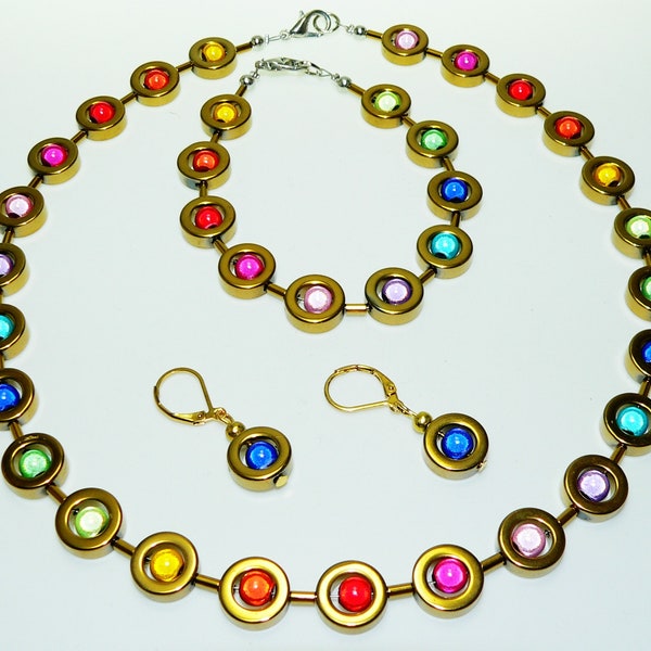 ensemble, ensemble de bijoux, collier, bracelet, boucles d'oreilles, hématite, hématine, anneaux, verre, perles, or, coloré