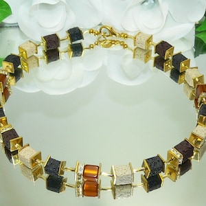 Chain, necklace, collier, cube chain, lava cube, polaris cube, metal plate, beige, gold, brown, dark brown, sand,