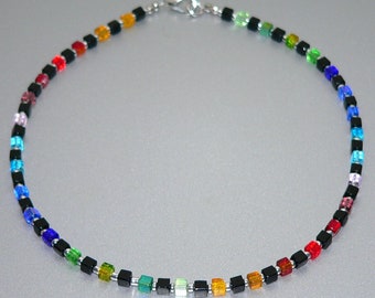 Chain, necklace, cube chain, necklace, cube, glass, red, green, blue, yellow, multicolored, colorful, multicolor