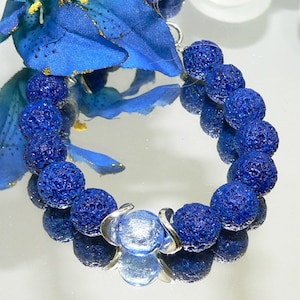 Bracelet, bangle, beads, lava, glass, lampwork bead, metal discs, blue, dark blue, silver