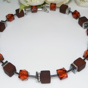 Chain, necklace, collier, cube chain, necklace, cube, Polaris, glass, rhinestones, brown, topaz, cognac,