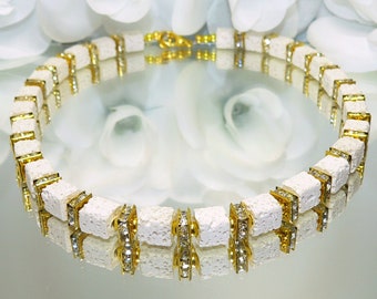 chain, necklace, collier, cube chain, lava cubes, metal beads, rhinestones, white, gold,