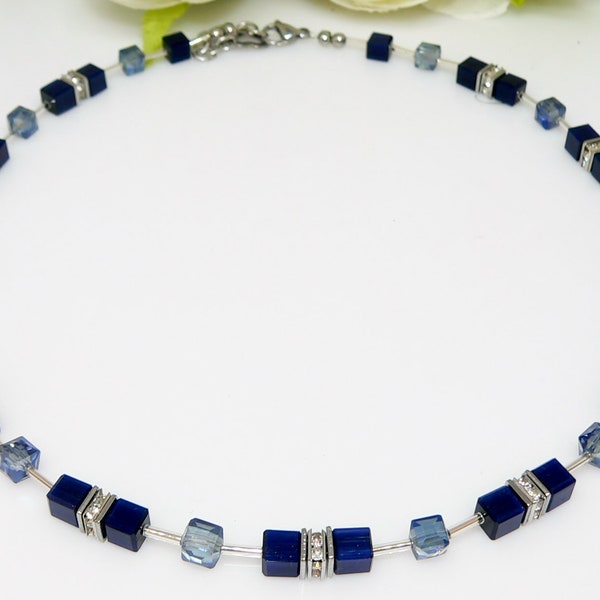 Collier, chaîne cube, collier, cube, sautoir, oeil de chat, verre, strass, bleu, bleu foncé, bleu nuit