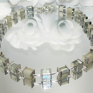 Chain, necklace, collier, cube chain, cube, necklace, cube, glass cube, Polaris cube, metal plate, glass pin beads, grey, silver,