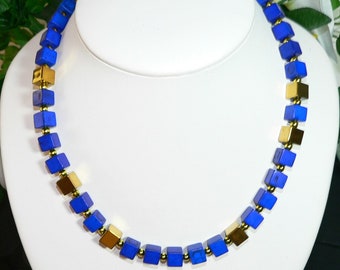 Collana Artigianale A Cubi In Vetro Strass Blu, Turchese E Azzurro - Regolabile