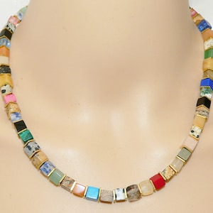Chain, necklace, collier, cube chain, necklace, fashion jewelry, gemstone cubes, gemstone cubes, metal squares, multicolor, blue, red,