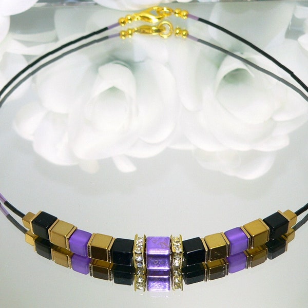 chain, necklace, collier, choker, cube, cube, glass cube, rhinestone, hematite cube, black, gold, purple, violet,