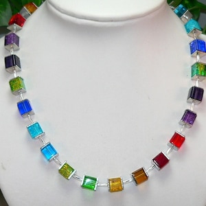 Chain, necklace, collier, cube chain, cube, glass jewelry, glass cube, crash and clear, red, blue, green, yellow, colorful