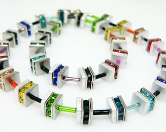 Halskette, Collier, Würfelkette, Necklace, Aluminium, Strass Quadrate, bunt, multicolor, mehrfarbig, rot, blau, grün,