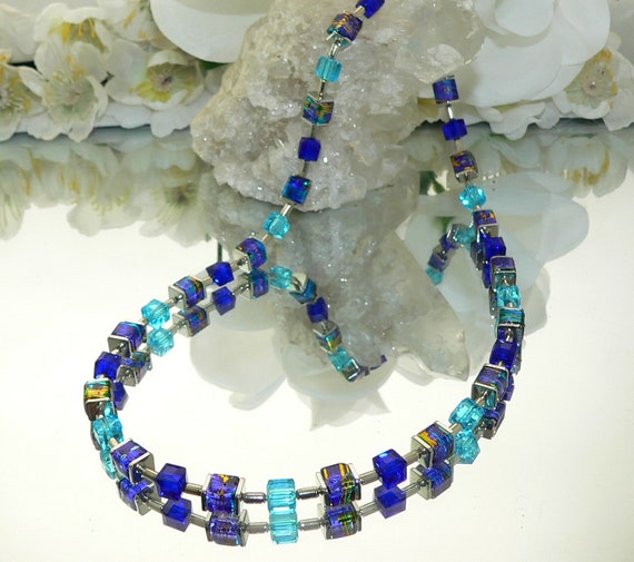 Collana Artigianale A Cubi In Vetro Strass Blu, Turchese E Azzurro - Regolabile